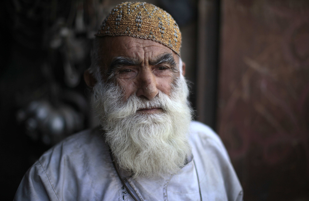 old afghanistan man