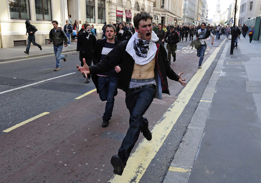 Фотография: Акция протеста в Лондоне №18 - BigPicture.ru