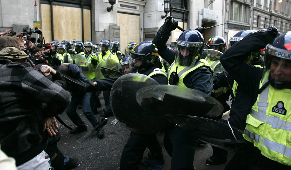 Фотография: Акция протеста в Лондоне №20 - BigPicture.ru