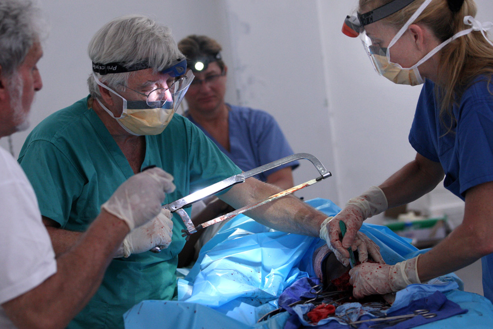 Haití Terremoto la primera cirugía