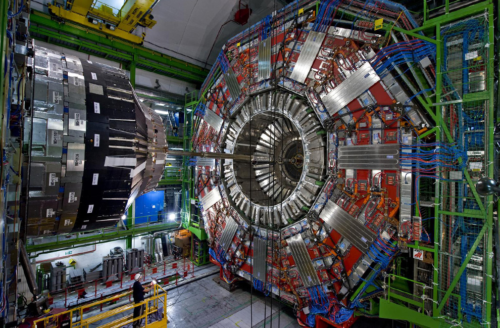 View of the CMS Detector before closure, on August 17th, 2008. (Maximilien Brice; Michael Hoch; Joseph Gobin, Â© CERN) #