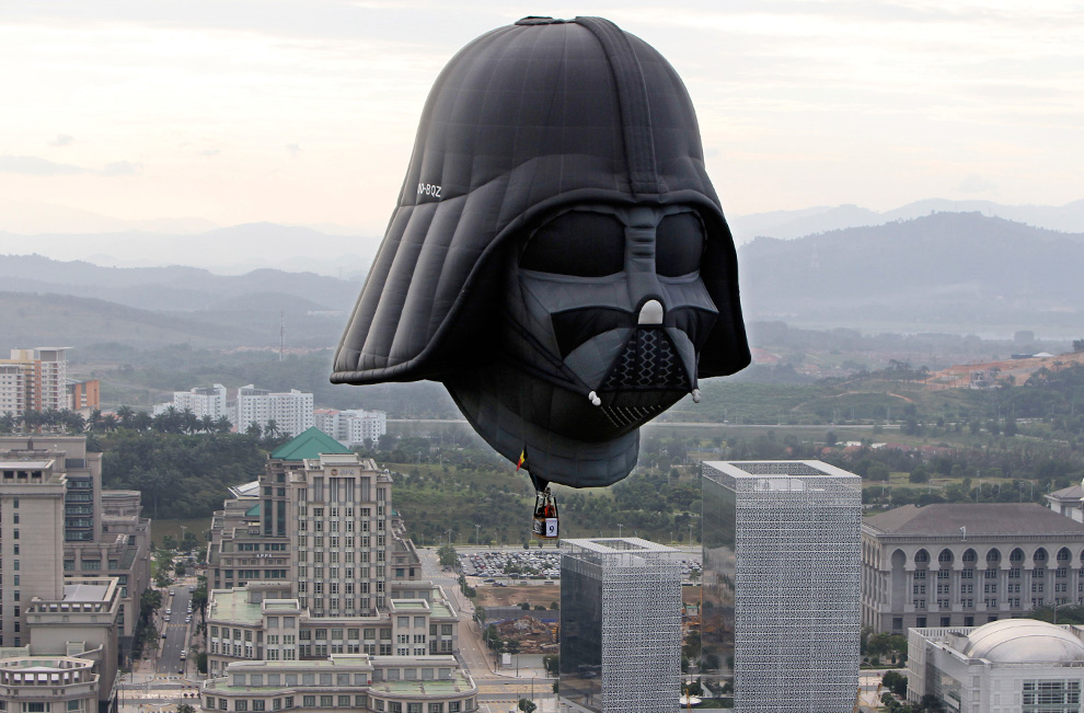 A Darth Vader Balloon