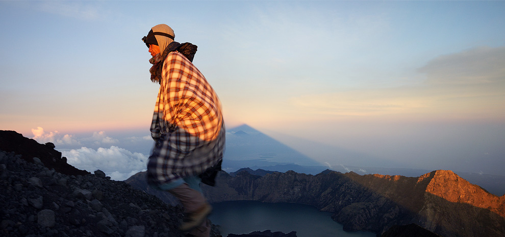picture taken during the Rinjani volcano trek on Lombok Island in Indonesia by David Bismuth
