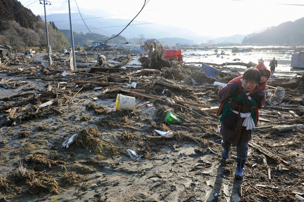 รวมภาพถ่าย ผลกระทบจากแผ่นดินไหวในญี่ปุ่น 2011-03-11