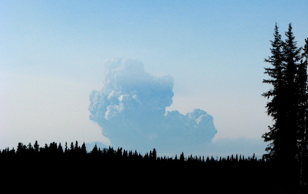 Фотография: Извержение вулкана на Аляске №11 - BigPicture.ru