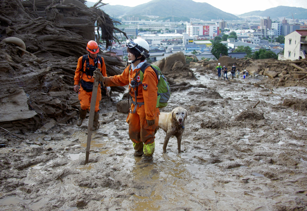 Deadly landslides hit Japan | Photos | The Big Picture | Boston.com